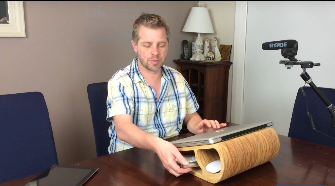 Ретро столик для ноутбука своими руками из дерева (чертежи + фото)